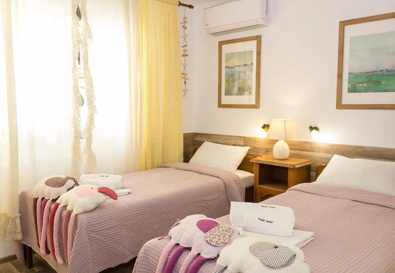 Rustic Interior In A Modern 2-Bedroom Apartment Varna 0*,  Bulgarije